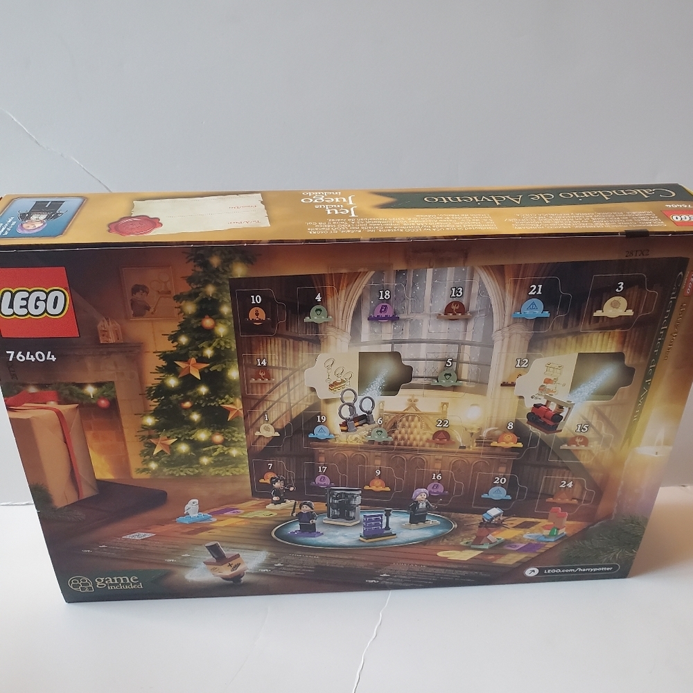 LEGO Harry Potter 2022 Holiday Christmas Advent Calendar (76404), 334 Pieces - Picture 2 of 5